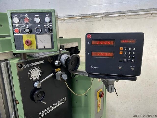 Univ. Werkzeugfräsmaschine TOS FN 32