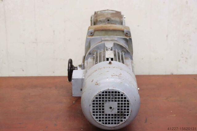 Adjustable gear motor 2.2 kW 12-70 rpm Stöber Loher R47/VW3 ABCA-100LB-04C