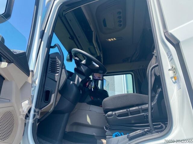 Standard tractor unit DAF XG 480 FT