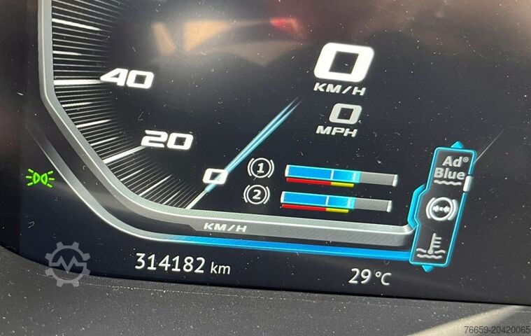 Standard tractor unit DAF XG 480 FT