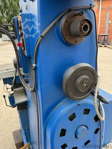 Universal-Fräs- und Bohrwerk Lagun FU 1100