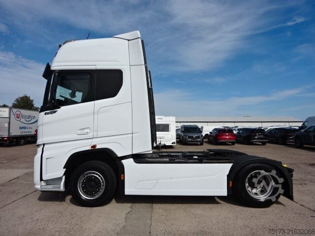 Standard SZM FORD F-Max Sattelzugmaschine