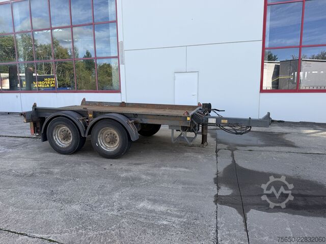 Tipper truck Möslein TMH 2  Tandem- Absetzmuldenanhänger