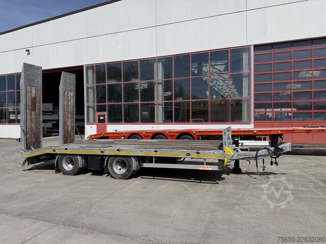 Low loader trailer Möslein TTA21 Schwebheim  21 t Tandemtieflader