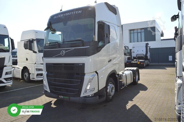 Standard tractor unit VOLVO FH 500 Globetrotter XL Varios