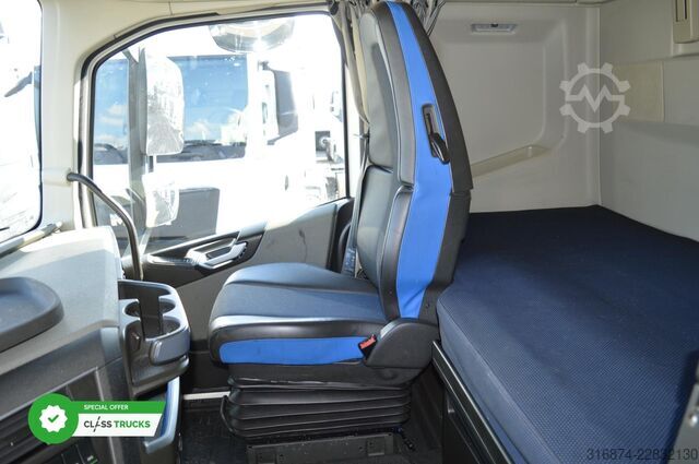 Standard tractor unit VOLVO FH 500 Globetrotter XL Varios