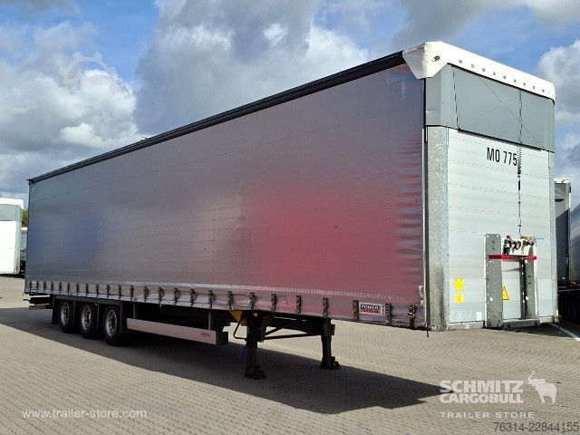 Auflieger mit Pritsche & Plane Schmitz Cargobull Curtainsider Mega Getränke