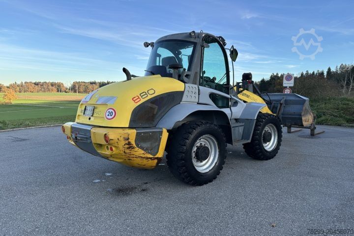 Sonstige 880 Radlader Allrad / Swiss-Vehicle