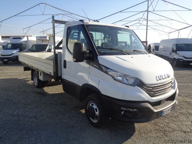 Pick-up van IVECO DAILY 35C14H