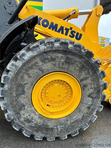 Komatsu WA500-8 Komatsu WA500-8