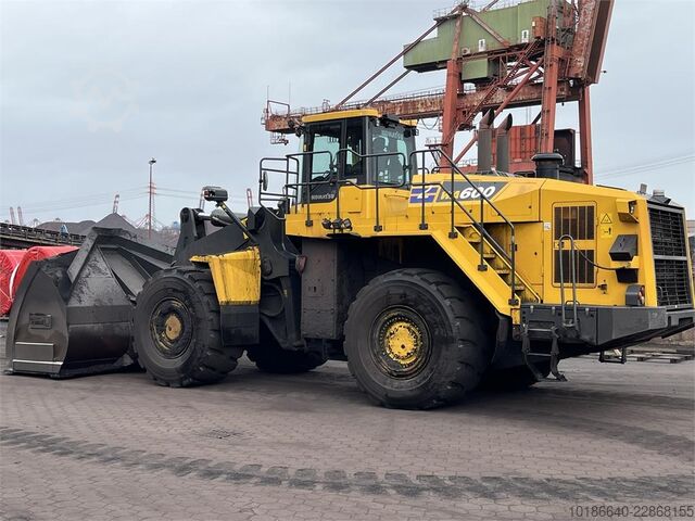 Komatsu WA600-8E0 Komatsu WA600-8E0