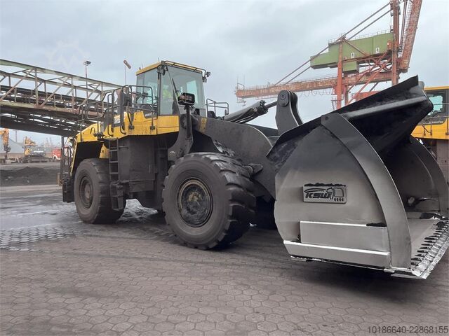 Komatsu WA600-8E0 Komatsu WA600-8E0