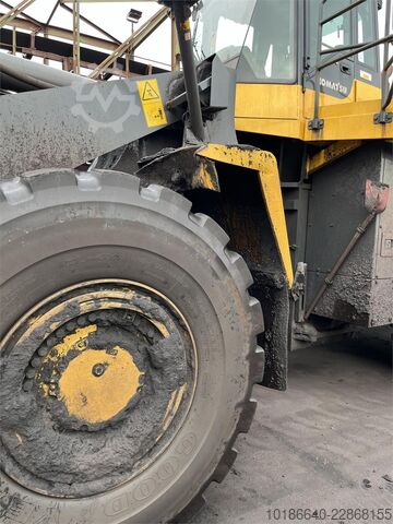 Komatsu WA600-8E0 Komatsu WA600-8E0