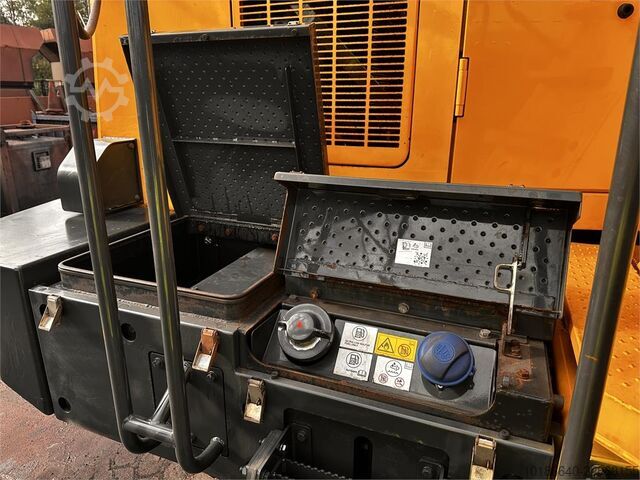 Komatsu WA600-8E0 Komatsu WA600-8E0
