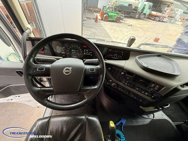 Chassis cab Volvo FH 750 Globetrotter XL, Retarder, 460 WB, Naafr...