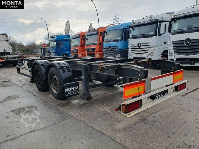 Anhänger-Wechselfahrgestell SCHMITZ CARGOBULL ZWF 18, Tandem / Zentralachs , verstellbar, TÜV