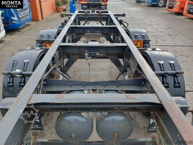 Anhänger-Wechselfahrgestell SCHMITZ CARGOBULL ZWF 18, Tandem / Zentralachs , verstellbar, TÜV