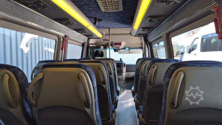 Kleinbus MERCEDES-BENZ Sprinter 516, Daily, Crafter