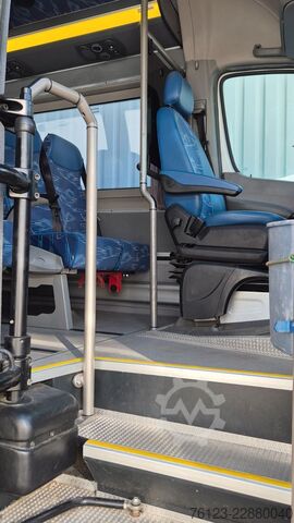 Kleinbus MERCEDES-BENZ Sprinter 516, Daily, Crafter