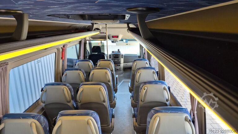 Kleinbus MERCEDES-BENZ Sprinter 516, Daily, Crafter