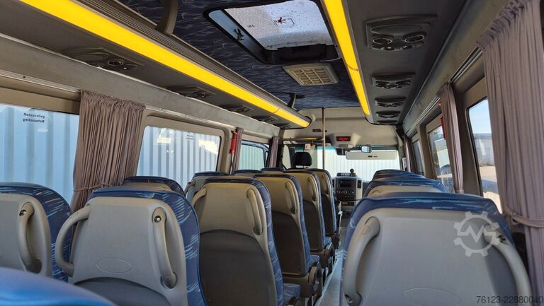 Kleinbus MERCEDES-BENZ Sprinter 516, Daily, Crafter