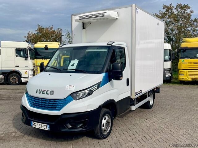 Refrigerated/freezer transport (panel van) Iveco Daily meat meat rails EURO 6D, APK TOT 2028, VL...