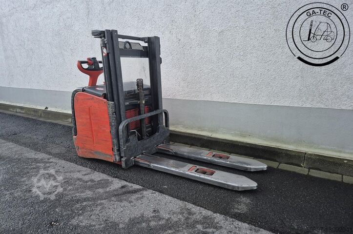 Hand pallet truck Linde L14