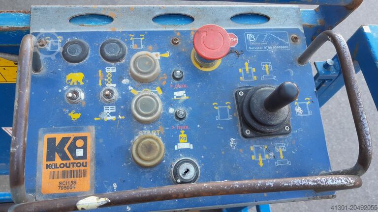 Scherenarbeitsbühne PB Lifttechnik S151-12E