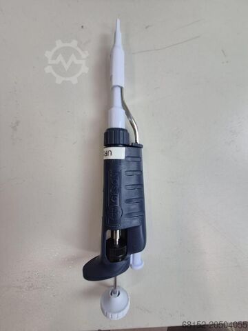 Gilson PIPETMAN P10 1-10uL Single Channel Pipette with Metal Ejector Colourcode Red Gilson PIPETMAN P10 1-10uL