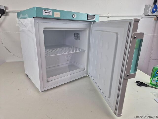 Lec Medical ISU27C Freezer Lec Medical ISU27C