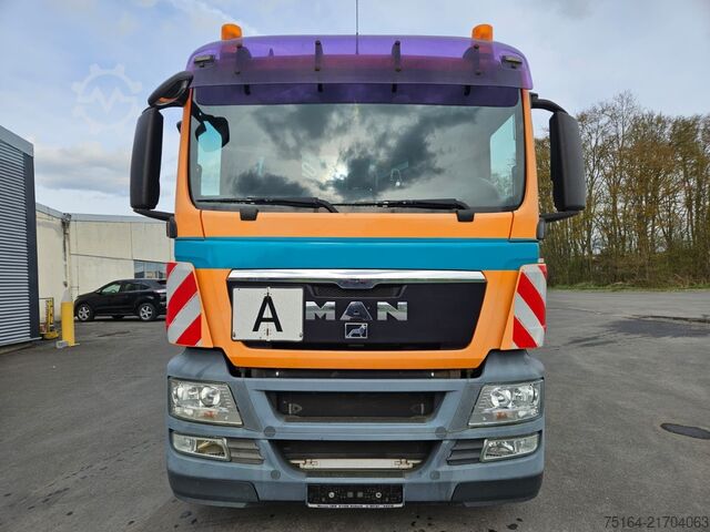 Tipper truck MAN TGS 26.400 6x2 BL Nachlauflenkachse