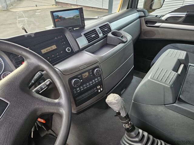 Tipper truck MAN TGS 26.400 6x2 BL Nachlauflenkachse