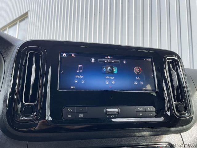 Panel van MERCEDES-BENZ Vito 116 Tourer SELECT lang MULTIBEAM LED TEMP