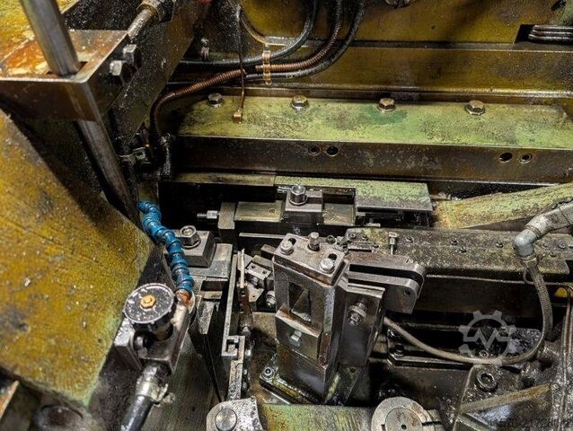 Boltmaker 4 die 4 blow NEDSCHROEF BV4