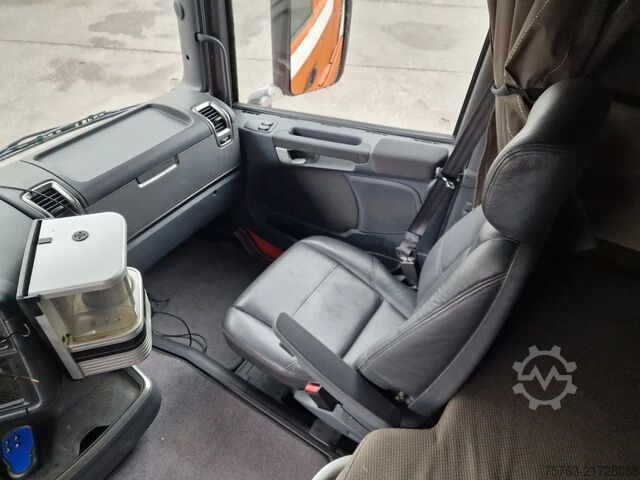 Cattle transport Fliegl R440 Schmitz/Fliegl livestock trailer - 2 stock...