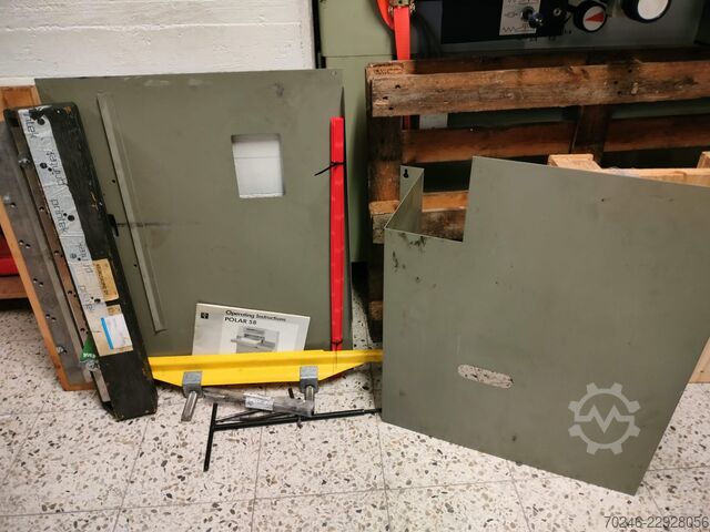Paper cutting machine Polar Mohr 58 EM