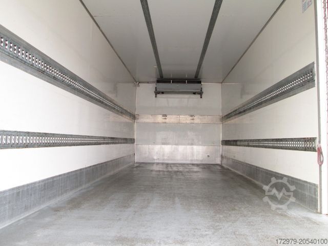 Refrigerated truck MERCEDES-BENZ Atego 1218*Carrier Kühlkoffer 6.60m*Euro5*LBW*