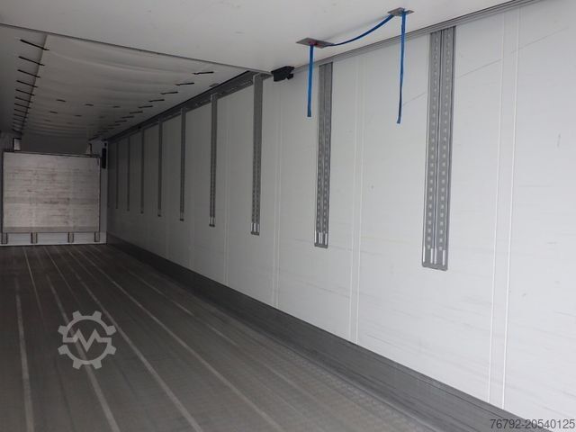 Reefer semitrailer SCHMITZ CARGOBULL SKO 24/L FP 45 Carrier HE 19/Doppelst./Trennwand