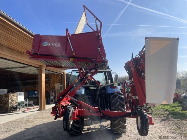 Simon S3B carrot harvester tractor-mounted, single-row with hopper SIMON S3B