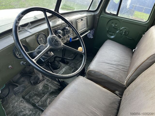 Spezial-LKW Ural 375D Ural 375D 6 x 6, 7.0 V8