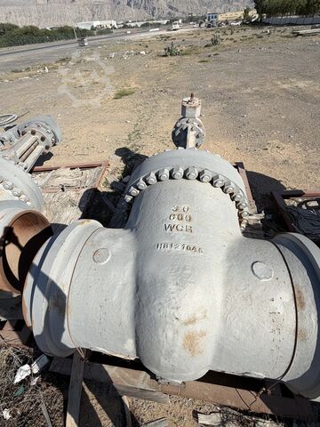 Valves for Oil Industry AUMA Actuators and JC Spain Gate Vales 10" to 42" Gate Valves with Actuators