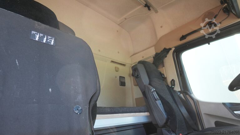 Standard-SZM Mercedes-Benz Actros 1942 tractor unit