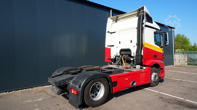 Standard-SZM Mercedes-Benz Actros 1942 tractor unit