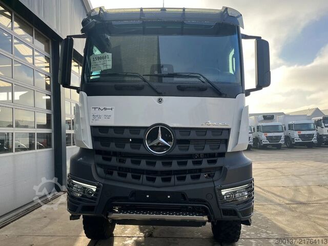 Chassis with cab Mercedes-Benz Arocs 3340 A 6x6 Chassis Cabin