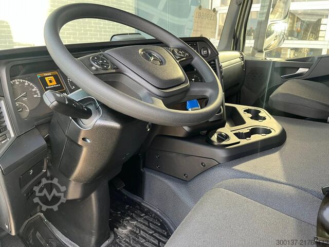 Chassis with cab Mercedes-Benz Arocs 3340 A 6x6 Chassis Cabin