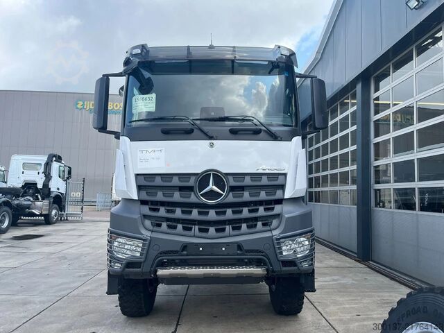 Tarpaulin Mercedes-Benz Arocs 3340 A 6x6 Cargo Truck