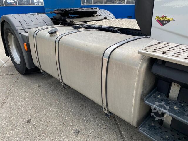 Standard tractor Iveco S-WAY 490 / Intarder / 2x Tank