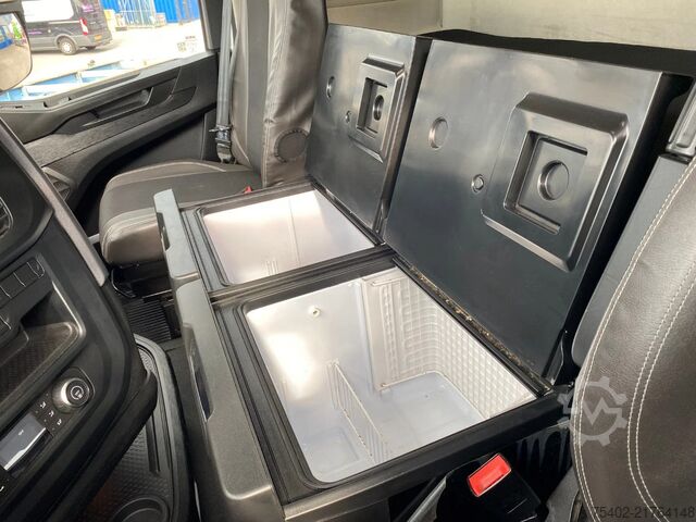 Standard tractor Iveco S-WAY 490 / Intarder / 2x Tank