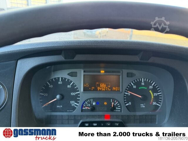 Flatbed truck Mercedes-Benz Axor 1829 L 4x2, 6-Sitzer
