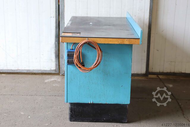 Werkbank unbekannt 1600/710/H925 mm